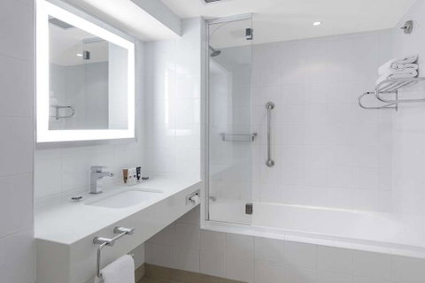 Amora Hotel Brisbane - Accommodation Broome 2