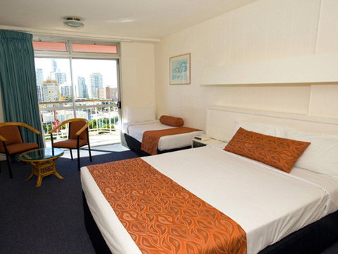 Islander Resort Hotel - Accommodation Broome 2