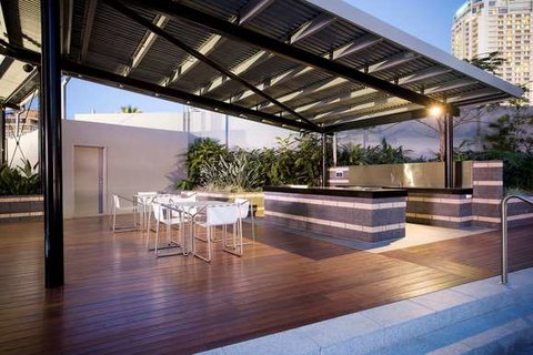 Mantra Circle on Cavill - Accommodation Broome 10
