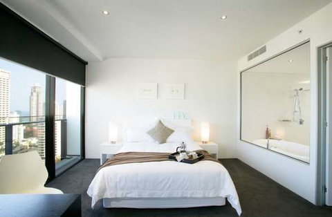 Mantra Circle on Cavill - Accommodation Broome 12
