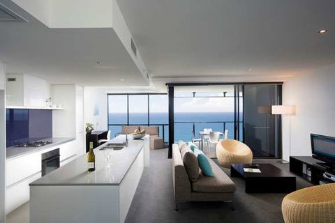 Mantra Circle on Cavill - Accommodation Broome 13