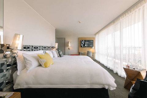QT Canberra - Accommodation Broome 6