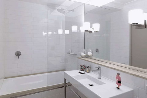 QT Canberra - Accommodation Broome 17
