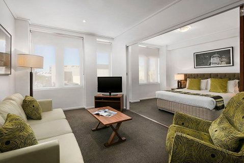 Quest Jolimont - Accommodation Broome 4
