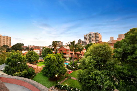 Comfort Apartments Royal Gardens - Accommodation Broome 2