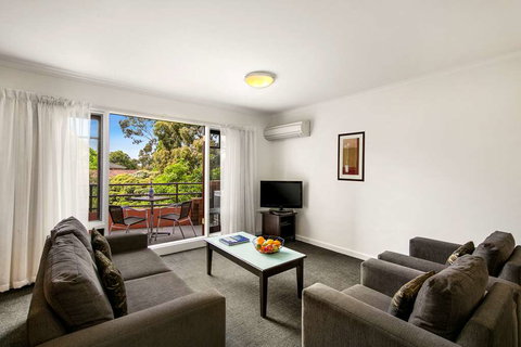 Comfort Apartments Royal Gardens - Accommodation Broome 8