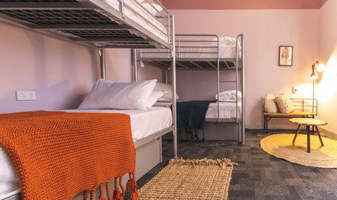 United Backpackers - Accommodation Broome 4