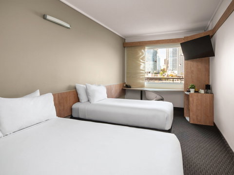 Ibis Sydney Darling Harbour - Accommodation Broome 3