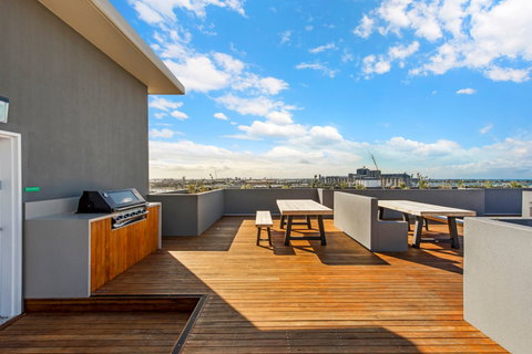 Astra Apartments Newcastle - Accommodation Broome 0