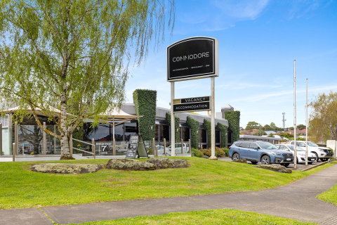 Commodore On The Park - Accommodation Broome 0