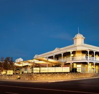 Tradewinds Hotel