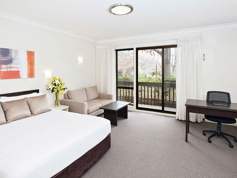 Ibis Styles Canberra Tall Trees - Accommodation Broome 0