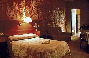 Desert Cave Hotel - Accommodation Broome 2