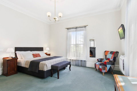 The Riversleigh - Accommodation Broome 11