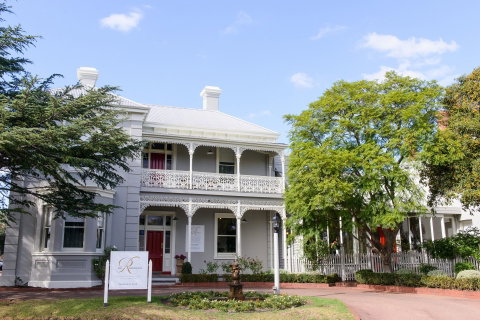 The Riversleigh - Accommodation Broome 13