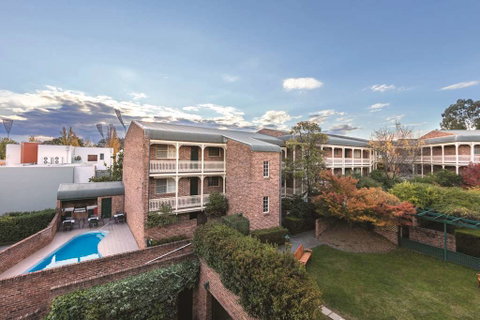 Adina Serviced Apts Canberra Kingston - Accommodation Broome 1