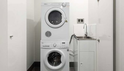 Knightsbridge Canberra - Accommodation Broome 4