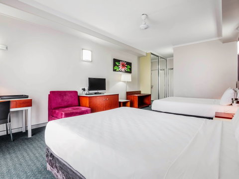 Novotel Darwin Airport Hotel - Accommodation Broome 3