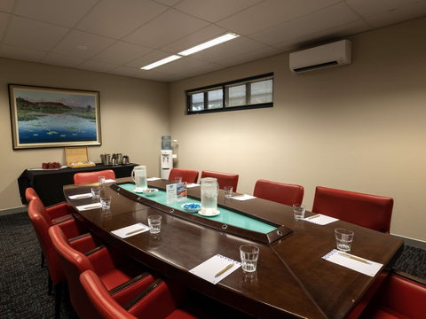 Novotel Darwin Airport Hotel - Accommodation Broome 7