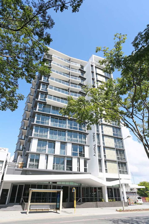 Alex Perry Hotel and Apartments - Accommodation Broome 0