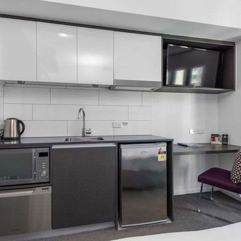 H On Mitchell Apartment Hotel - Accommodation Broome 1