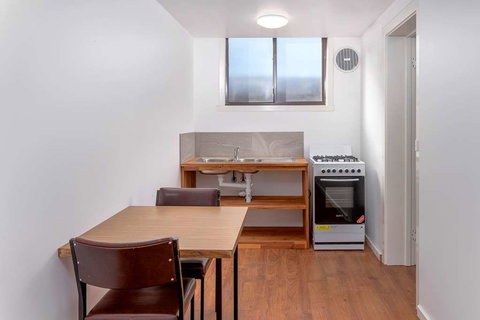 Econo Lodge Lilydale - Accommodation Broome 1