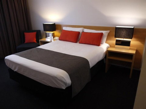 Alpha Hotel Canberra - Accommodation Broome 0