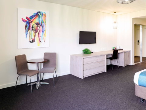 Mantra Melbourne Melton - Accommodation Broome 1