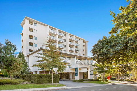 Adina Serviced Apts Canberra Dickson - Accommodation Broome 1