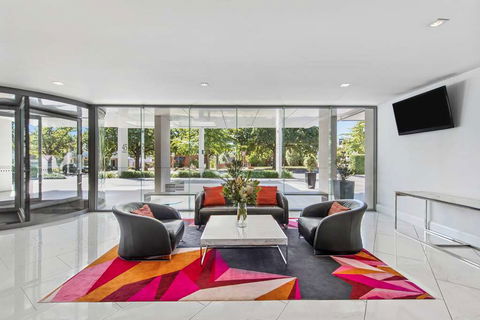 Adina Serviced Apts Canberra Dickson - Accommodation Broome 3