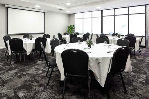 Quality Hotel Dickson - Accommodation Broome 10