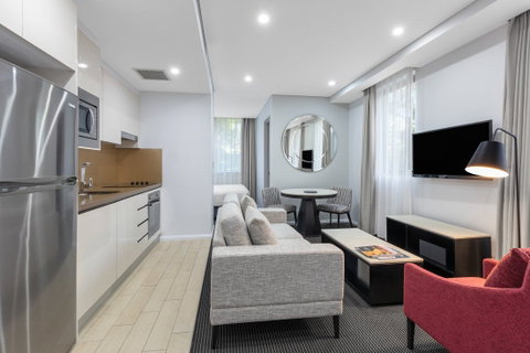 Meriton Suites North Ryde - Accommodation Broome 4