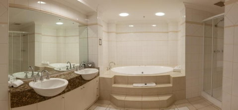 Quality Apartments Adelaide Central - Accommodation Broome 2