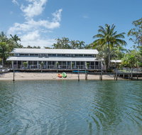 Caribbean Noosa - Accommodation Broome