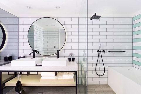 QT Bondi - Accommodation Broome 8