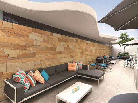 Adina Apartment Hotel Bondi Beach - Accommodation Broome 13