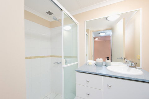Astra Apartments Brisbane - Accommodation Broome 4
