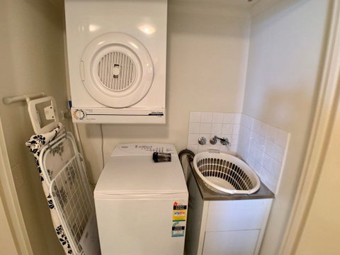 Astra Apartments Brisbane - Accommodation Broome 6