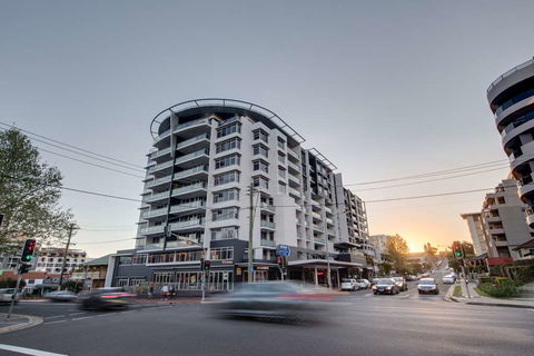 Adina Apartment Hotel Wollongong - Accommodation Broome 2