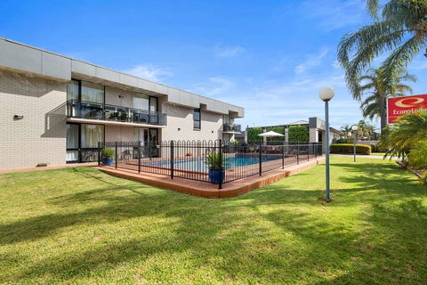 Econo Lodge All Seasons Mildura - Accommodation Broome 2