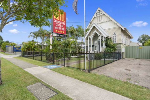 Caboolture Central Motor Inn, SureStay Collection - Accommodation Broome 0