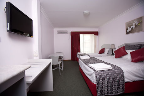Hume Villa Motor Inn - Accommodation Broome 1
