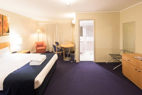 Ibis Styles Canberra - Accommodation Broome 1