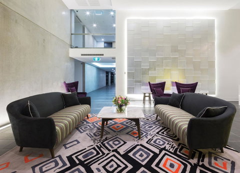 Avenue Hotel Canberra - Accommodation Broome 10