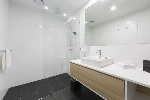 Avenue Hotel Canberra - Accommodation Broome 29