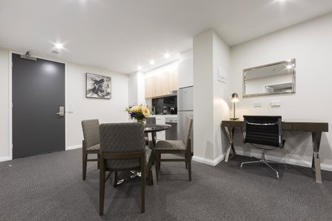 Avenue Hotel Canberra - Accommodation Broome 31