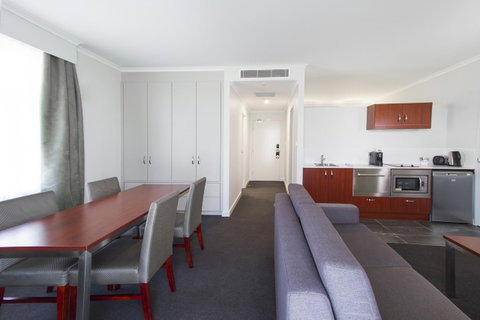 Abode Narrabundah - Accommodation Broome 7