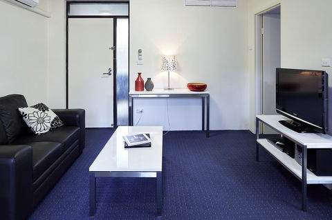 Manuka Park Serviced Apartments - Accommodation Broome 25