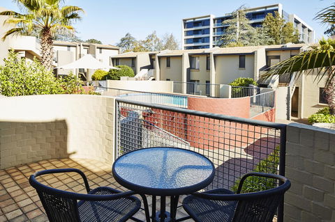 Manuka Park Serviced Apartments - Accommodation Broome 3