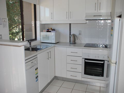 Manuka Park Serviced Apartments - Accommodation Broome 14